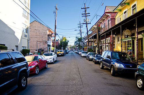 typical New Orleans city street